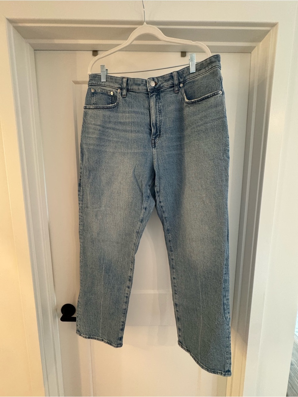 Madewell Curvy 90s Straight Jeans